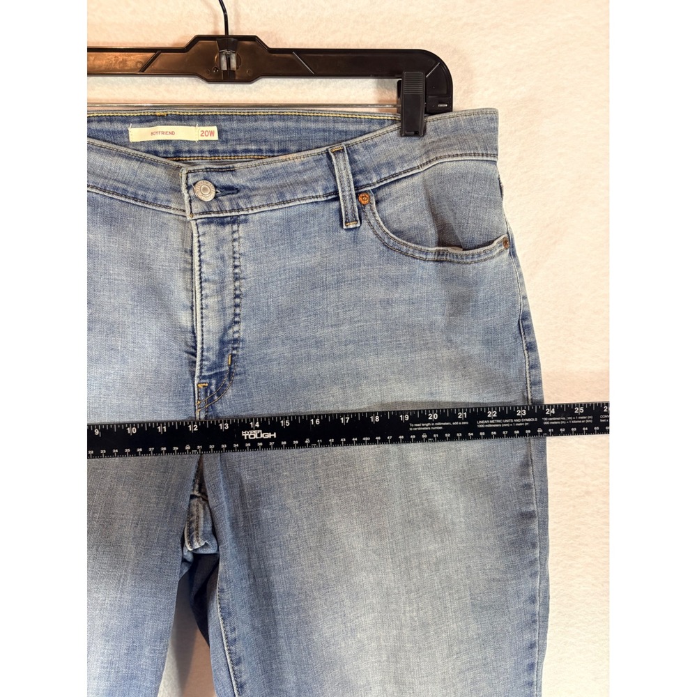 Levi's Boyfriend Jeans Plus Size 20W Distressed Light Wash Straight Leg Denim - Picture 8 of 10